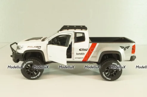 Chevrolet Colorado ZR2 Pick Up 2017 white, 32534, Maisto 1:24