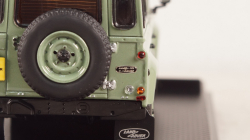 LAND ROVER DEFENDER 110 HERITAGE EDITION – 2015 GREEN, Almost Real 1:43