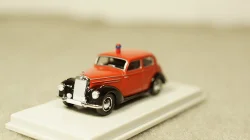 Toyota Corolla GT 1984 Red, 437166320, Minichamps 1:43