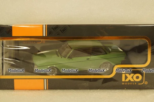 Volvo 242 Custom 1980 green, MOC312, IXO 1:43