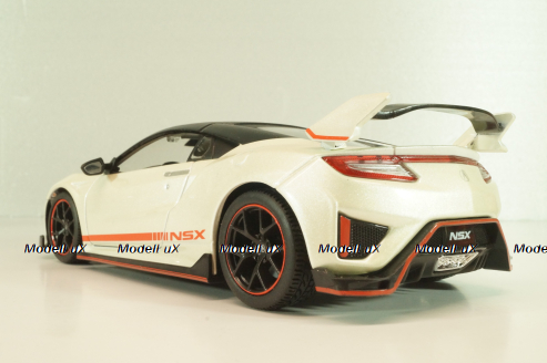 Acura NSX 2018 white/black, 32536, Maisto 1:24