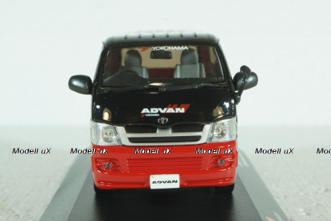 Toyota Hiace Bus 2007 "Yokohama", J-Collection 1:43