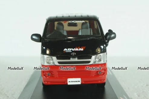 Toyota Hiace Bus 2007 "Yokohama", J-Collection 1:43