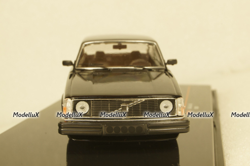 Volvo 242 Custom 1980 black, MOC311, IXO 1:43