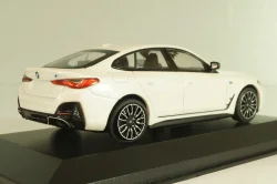 BMW I4 M50 Gran Coupe xDrive (G26) 2022, white metallic, 410024000, Minichamps 1:43