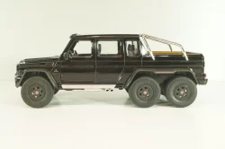 Mercedes G63 AMG 6x6 black, 24061W, Welly 1:24