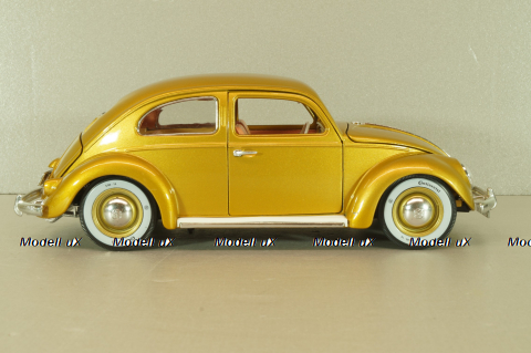 Volkswagen Beetle 1955 1000000th, gold, Burago 1:18