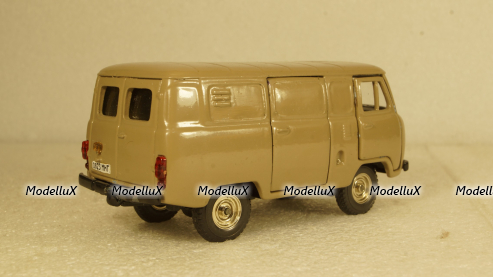УАЗ-452, фургон, конверсия 1:43