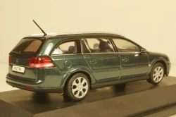 Opel Vectra Caravan darkgreen-metallic, 9163089,  Schuco 1:43