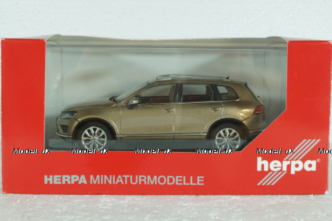 Volkswagen Touareg 2015 Sandgoldmet, Herpa 1:43
