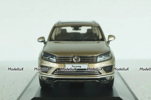 Volkswagen Touareg 2015 Sandgoldmet, Herpa 1:43