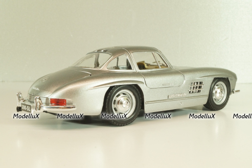 Mercedes 300 SL (W198) 1955, silver, 18-22023, Burago 1:24