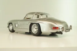 Mercedes 300 SL (W198) 1955, silver, 18-22023, Burago 1:24