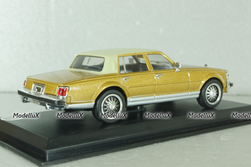 Cadillac Seville Elegante 1975, light brown,DelPrado 1:43