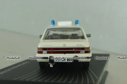 Opel Senator (A2) Notartz 1982, beige, OPC102, Opel Collection #102 1:43