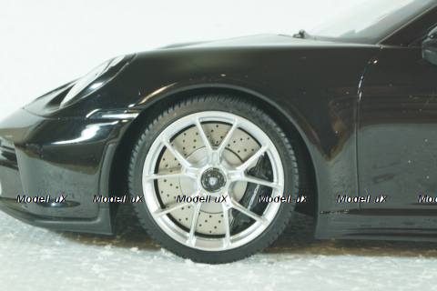 Porsche 911 (992) GT3 Touring 2022, black, 117069020, Minichamps 1:18