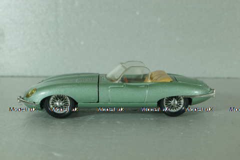Jaguar E-type Cabrio 1961, light green, Eligor 1:43