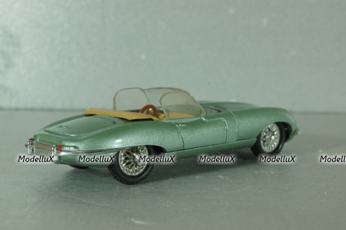 Jaguar E-type Cabrio 1961, light green, Eligor 1:43