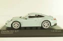 Porsche 911 (992) S/T 2023, green metallic, 410063021, Minichamps 1:43