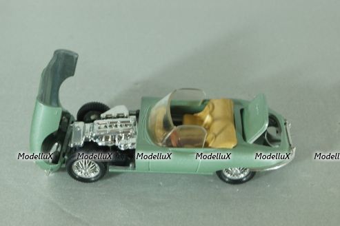 Jaguar E-type Cabrio 1961, light green, Eligor 1:43