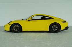 Porsche 911 (992) GT3 Touring 2022, yellow, 117069021, Minichamps 1:18