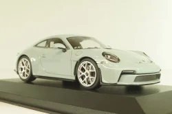 Porsche 911 (992) S/T 2023, green metallic, 410063021, Minichamps 1:43