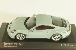Porsche 911 (992) S/T 2023, green metallic, 410063021, Minichamps 1:43