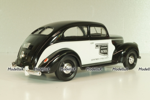 Ford Sedan Police Oklahoma, Highway Patrol, 1940, black/white, 67535, Liberty Classics 1:24