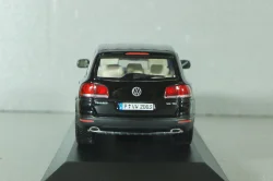 Volkswagen Touareg V10 TDI 2002, black, 840904109, Minichamps 1:43