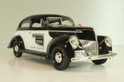 Ford Sedan Police Oklahoma, Highway Patrol, 1940, black/white, 67535, Liberty Classics 1:24