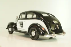 Ford Sedan Police Oklahoma, Highway Patrol, 1940, black/white, 67535, Liberty Classics 1:24