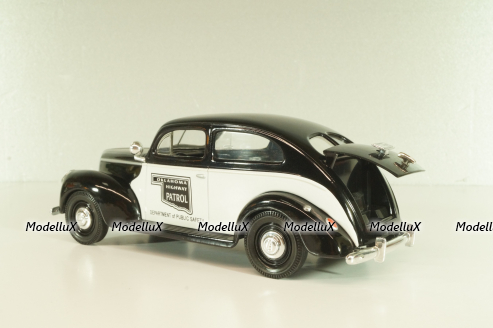 Ford Sedan Police Oklahoma, Highway Patrol, 1940, black/white, 67535, Liberty Classics 1:24