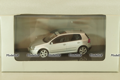 Volkswagen Golf V 5-doors 2003, silver, 59774, AutoArt 1:43