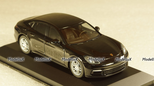 Red Bull Racing RB18 Max Verstappen, Winner Miami GP 2022, 110220501, Minichamps 1:18