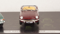 Triumph 3rd-Set: sport Triumph Collection, RHD, each 1x Spitfire, TR6 and stay, Vanguards 1:43