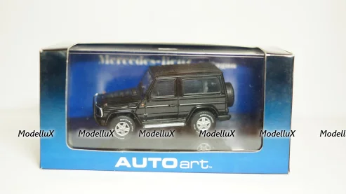 Triumph 3rd-Set: sport Triumph Collection, RHD, each 1x Spitfire, TR6 and stay, Vanguards 1:43