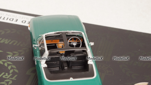 Triumph 3rd-Set: sport Triumph Collection, RHD, each 1x Spitfire, TR6 and stay, Vanguards 1:43