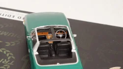 Triumph 3rd-Set: sport Triumph Collection, RHD, each 1x Spitfire, TR6 and stay, Vanguards 1:43