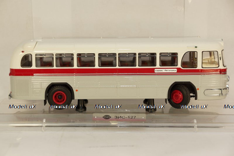 Triumph 3rd-Set: sport Triumph Collection, RHD, each 1x Spitfire, TR6 and stay, Vanguards 1:43