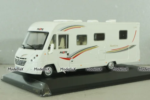 Pilote G740 Aventura camper van 2011, white, HPC040, Hachette Passion Camping-Cars #40 1:43
