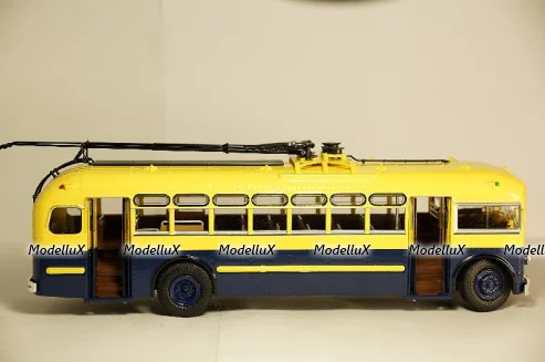 Москвич-427, голубой, Тантал/Радон 1:43
