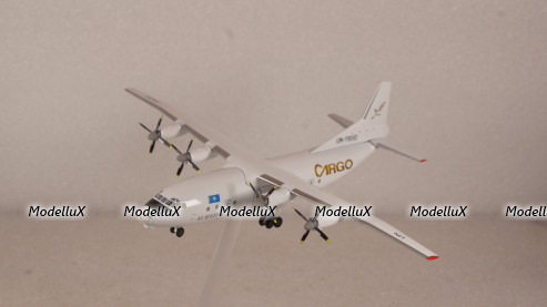 Ан-10А Antonov AN-10 Алма-Аты модель самолета, Herpa 1:200