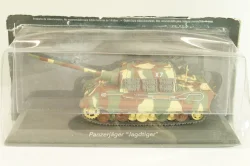 Sd. Kfz. 186 Panzerjager "Jagdtiger", tank, G1E8E006, Salvat 1:72