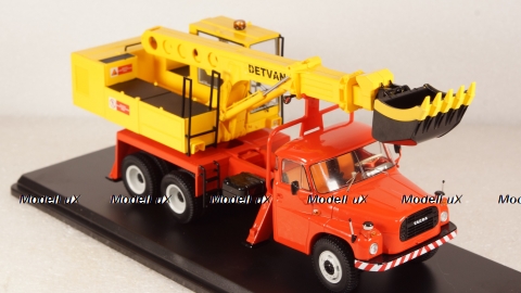 Экскаватор-планировщик UDS-110 (на шасси Tatra-148), SSM1371, SSM 1:43