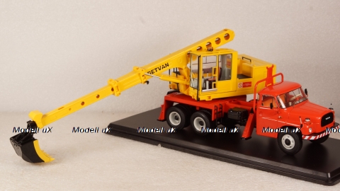 Экскаватор-планировщик UDS-110 (на шасси Tatra-148), SSM1371, SSM 1:43