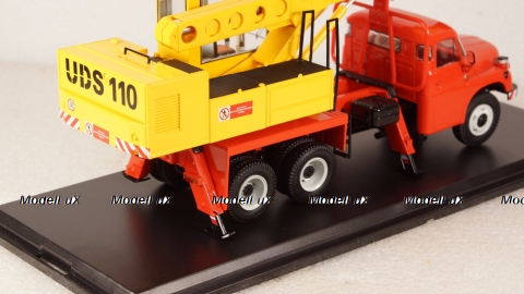 Экскаватор-планировщик UDS-110 (на шасси Tatra-148), SSM1371, SSM 1:43