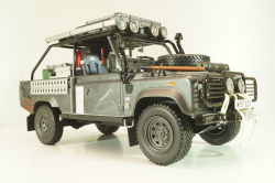 Land Rover Defender Tomb Raider (Lara Croft), movie edition , 8903TR, Kyosho 1:18