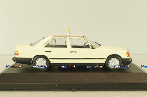 Mercedes-Benz 200 D (W124) Taxi 1985, beige, MBOMS073, Mercedes-Benz-Offizielle Modell-Sammlung #73, Altaya 1:43