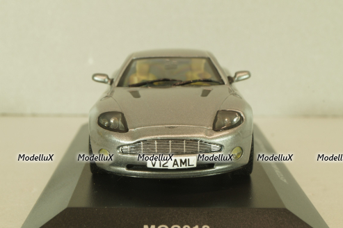 Aston Martin V12 Vanquish 2001, silver, MOC018, IXO 1:43