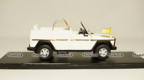 Mercedes Benz G 230 Papamobille, Spark 1:43